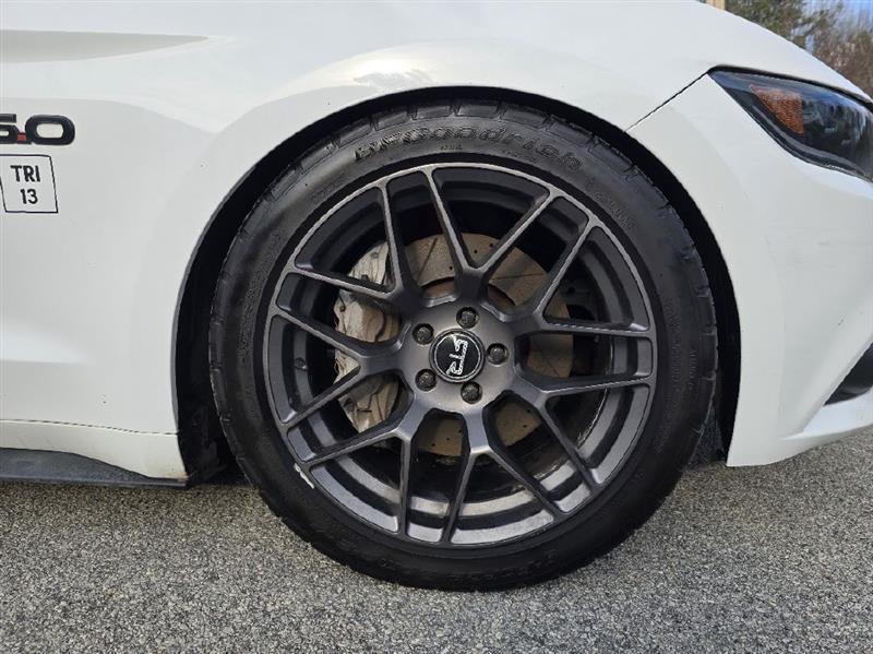 Ford Mustang GT Premium Coupe 2017