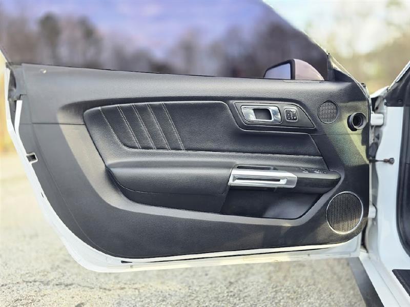 Ford Mustang GT Premium Coupe 2017