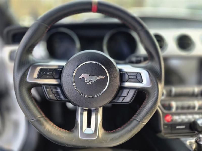 Ford Mustang GT Premium Coupe 2017