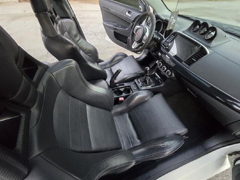 Mitsubishi Lancer Evolution GSR 2013