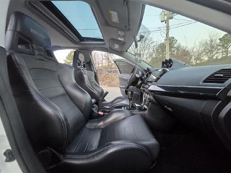 Mitsubishi Lancer Evolution GSR 2013