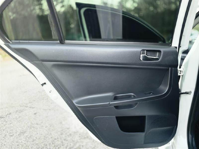 Mitsubishi Lancer Evolution GSR 2013