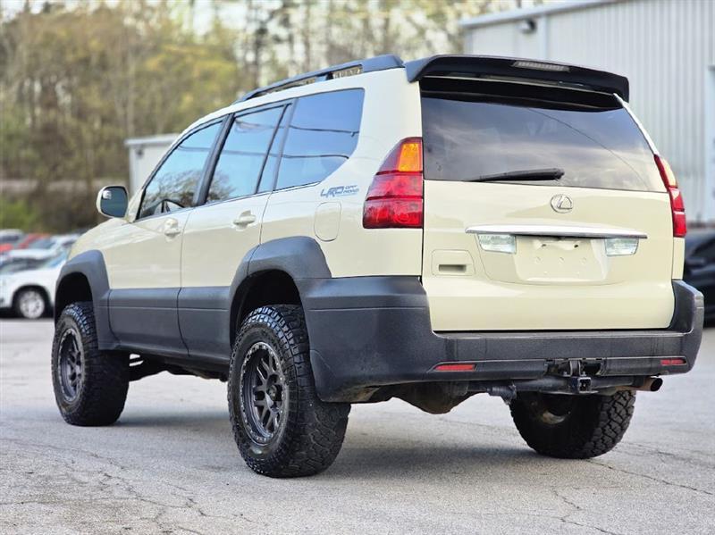 Lexus GX 470 Sport Utility 2005