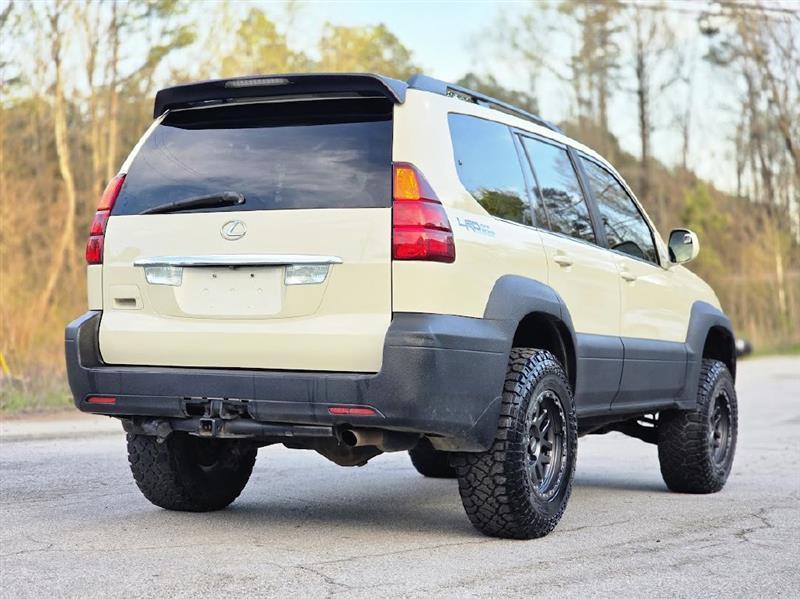 Lexus GX 470 Sport Utility 2005