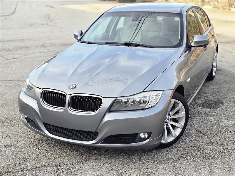 BMW 3-Series 328i SA 2011