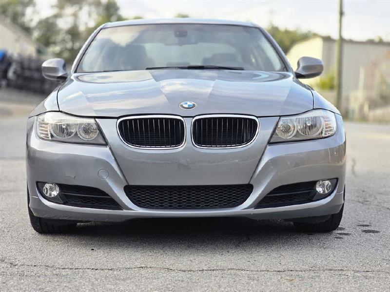 BMW 3-Series 328i SA 2011