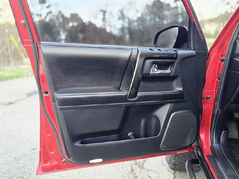 Toyota 4Runner Trail 4WD 2016