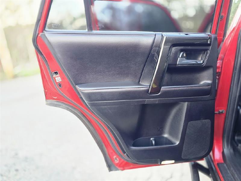 Toyota 4Runner Trail 4WD 2016