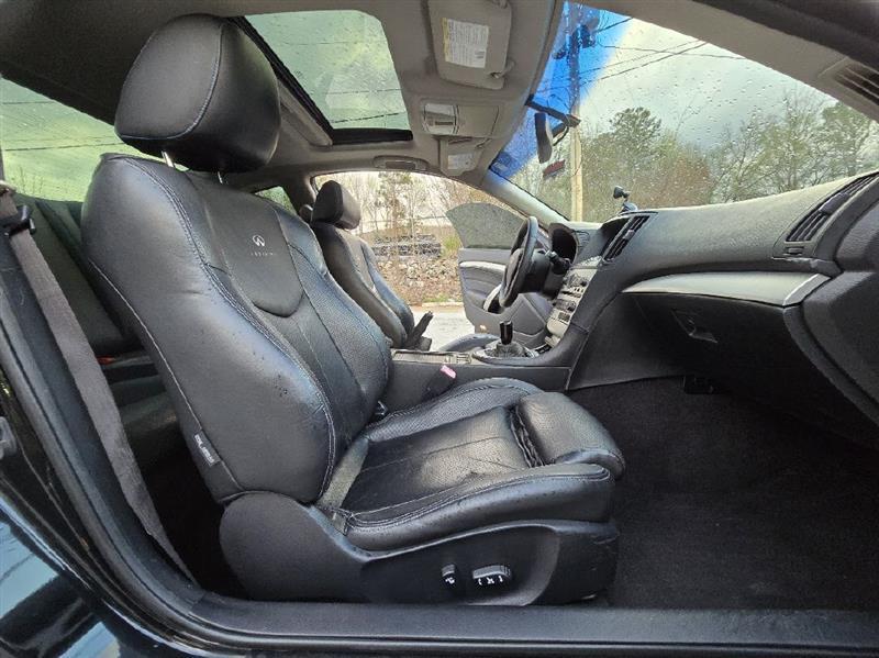 Infiniti G37 Base 2008