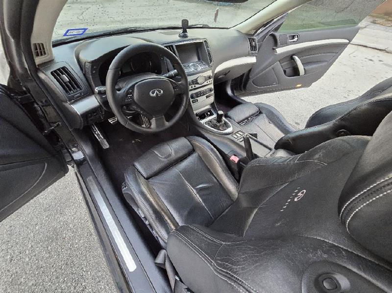 Infiniti G37 Base 2008