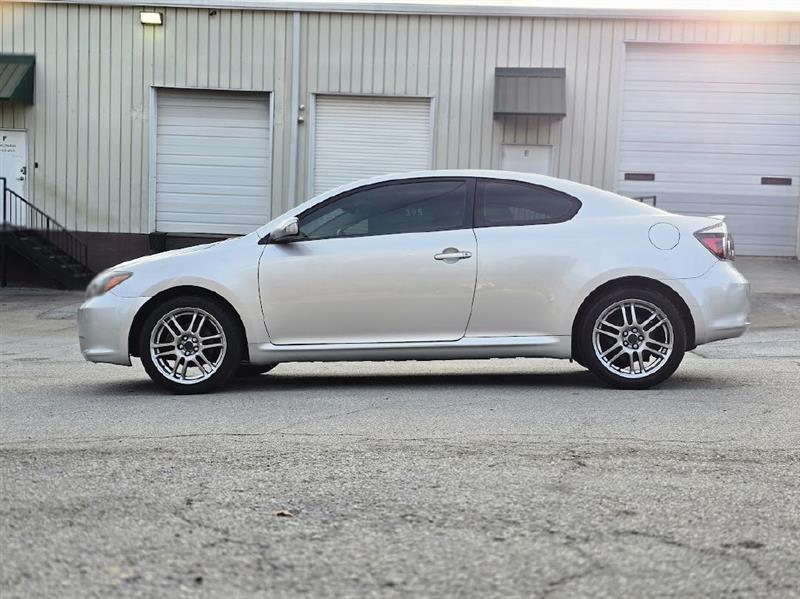 Scion tC Sports Coupe 4-Spd AT 2010