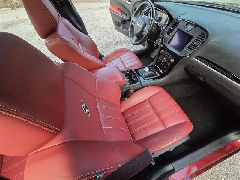 Chrysler 300 S V6 RWD 2020