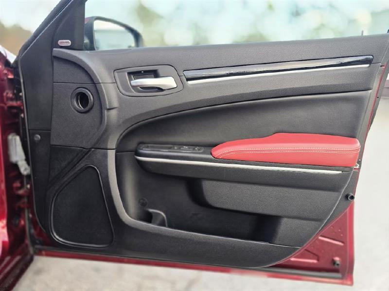 Chrysler 300 S V6 RWD 2020