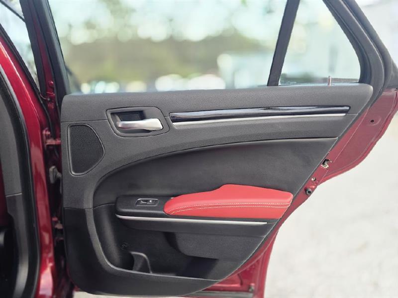 Chrysler 300 S V6 RWD 2020