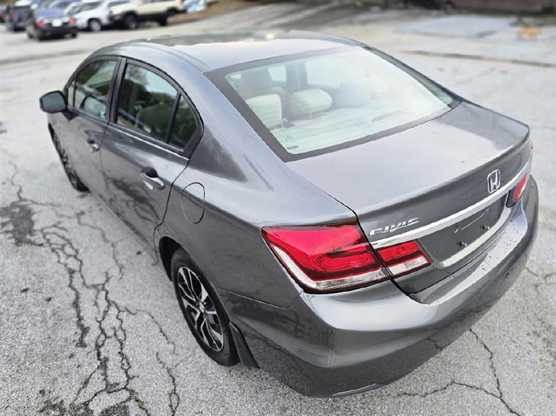 Honda Civic EX Sedan 5-Speed AT 2013