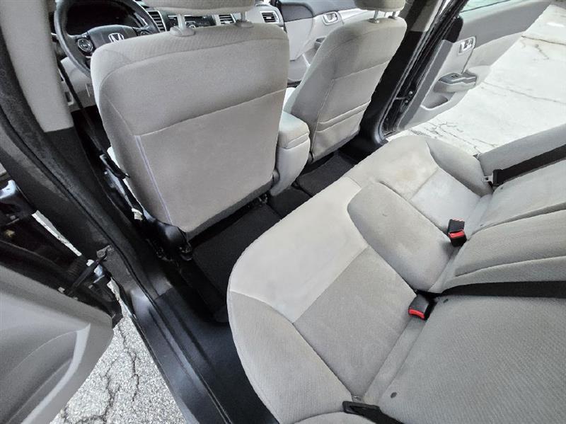 Honda Civic EX Sedan 5-Speed AT 2013