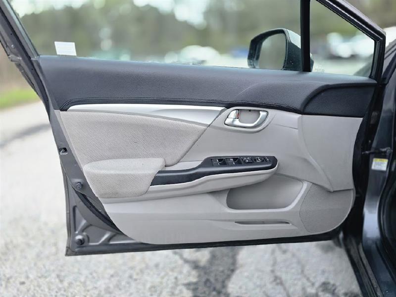 Honda Civic EX Sedan 5-Speed AT 2013