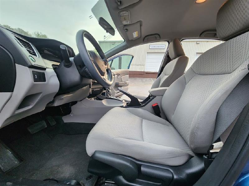 Honda Civic LX Sedan CVT 2015