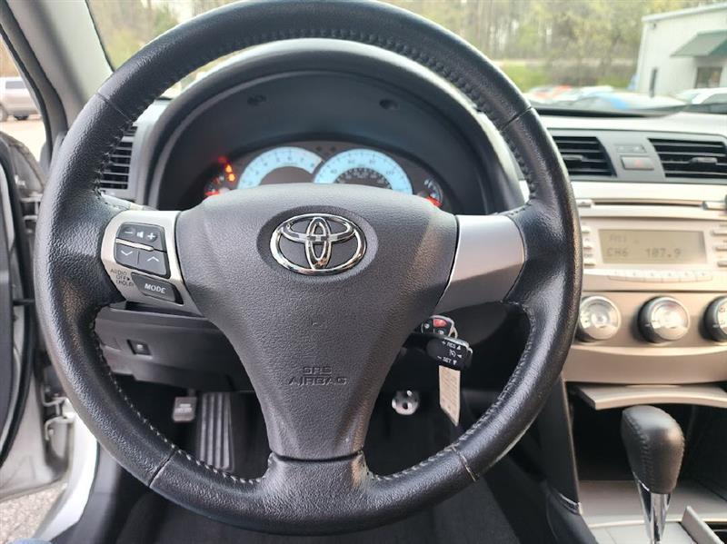 Toyota Camry SE 6-Spd MT 2010