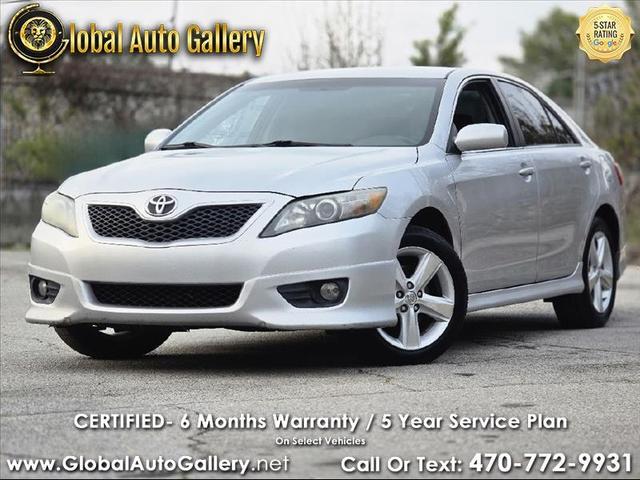 Silver 2010 Toyota Camry SE Sedan Front-Wheel Drive 6-Speed Manual
