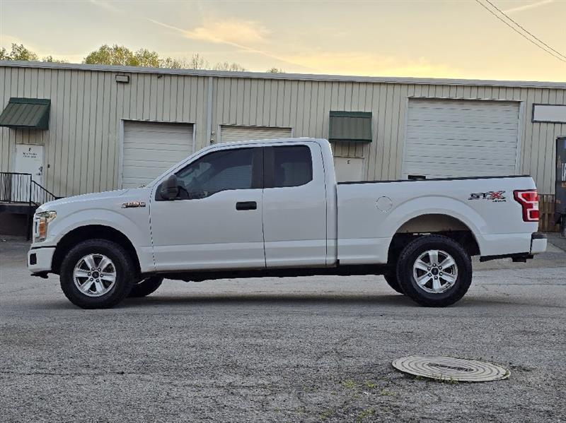 Ford F-150 XLT SuperCab 8-ft. Bed 4WD 2018