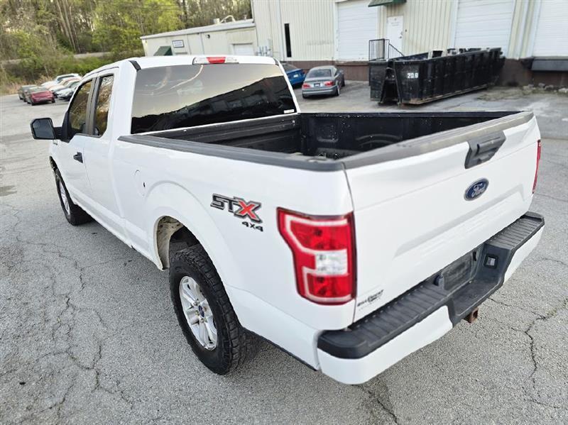 Ford F-150 XLT SuperCab 8-ft. Bed 4WD 2018