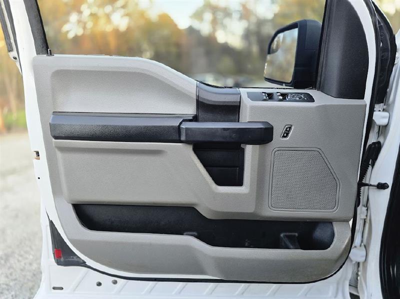 Ford F-150 XLT SuperCab 8-ft. Bed 4WD 2018