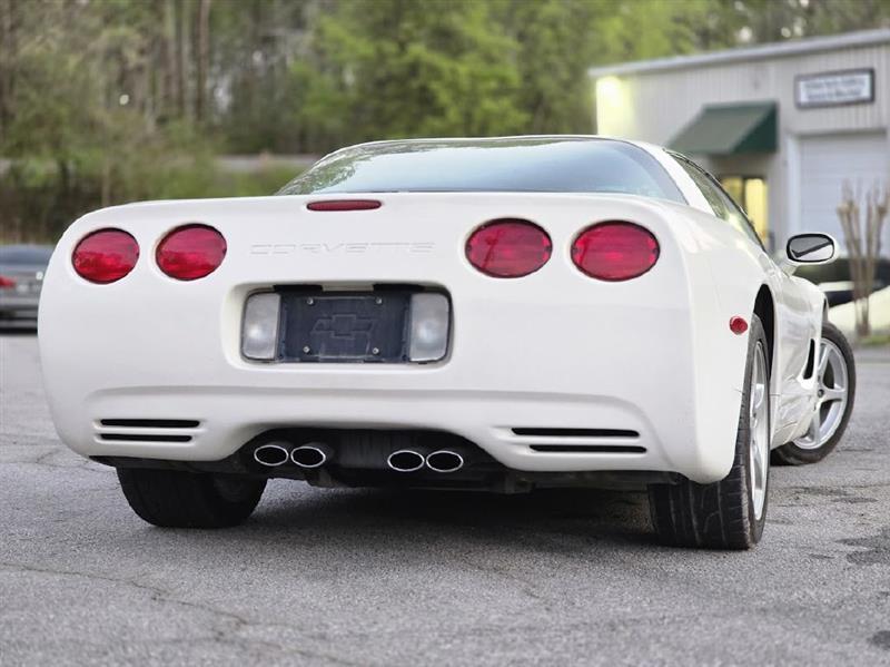 Chevrolet Corvette  2002
