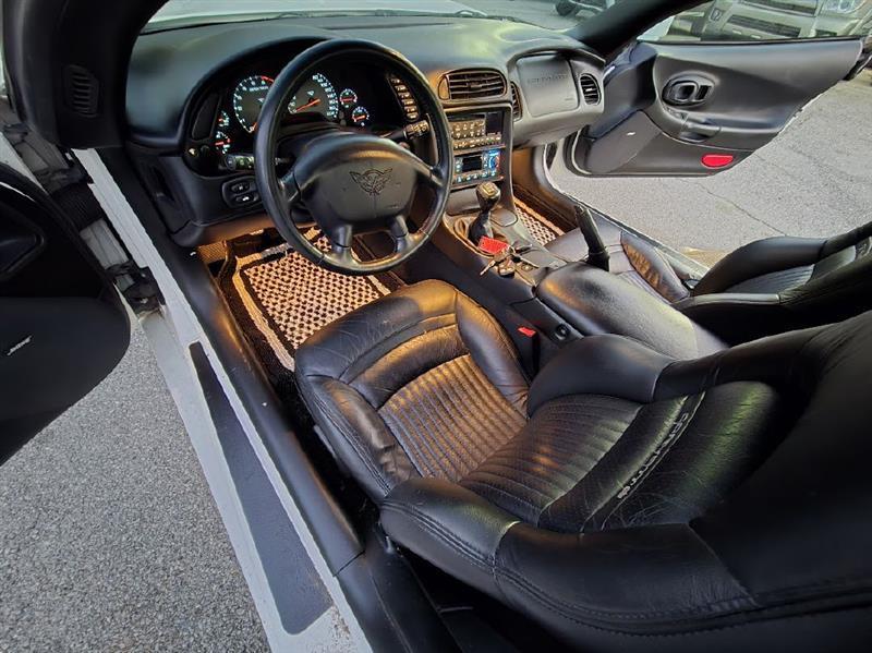 Chevrolet Corvette  2002