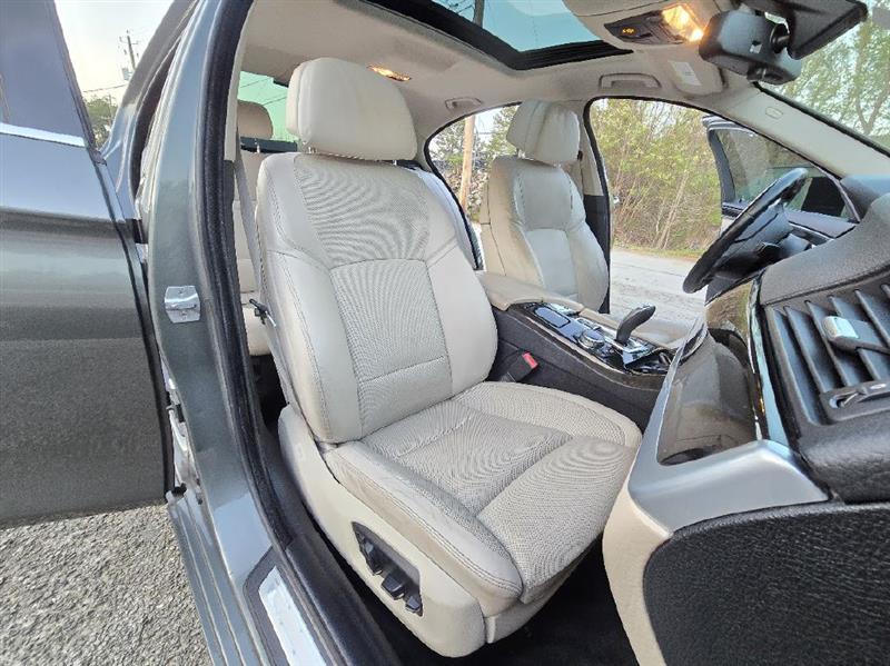 BMW 5-Series 535i 2014