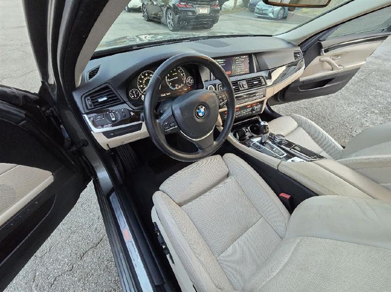 BMW 5-Series 535i 2014
