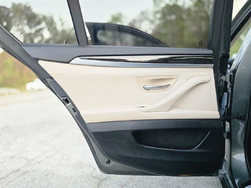 BMW 5-Series 535i 2014