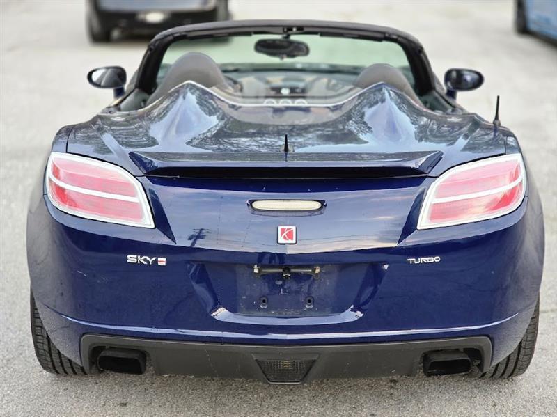 Saturn Sky Red Line 2009