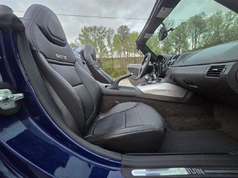 Saturn Sky Red Line 2009