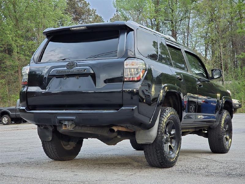 Toyota 4Runner SR5 4WD 2018