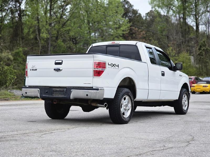 Ford F-150 XL SuperCab 8-ft. Bed 4WD 2013