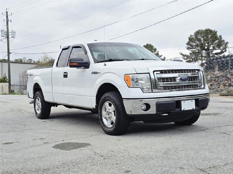 Ford F-150 XL SuperCab 8-ft. Bed 4WD 2013