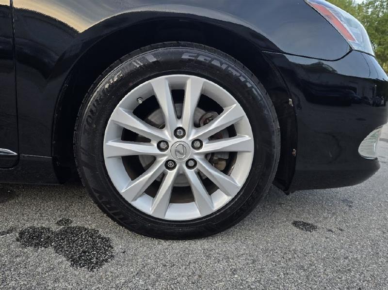 Lexus ES 350 Sedan 2012