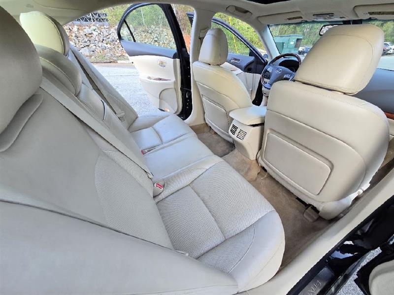 Lexus ES 350 Sedan 2012