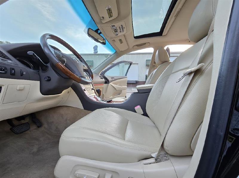 Lexus ES 350 Sedan 2012