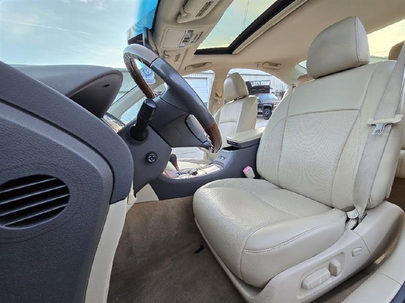 Lexus ES 350 Sedan 2012