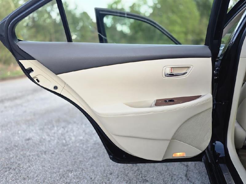 Lexus ES 350 Sedan 2012