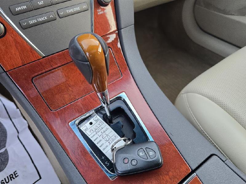 Lexus ES 350 Sedan 2012