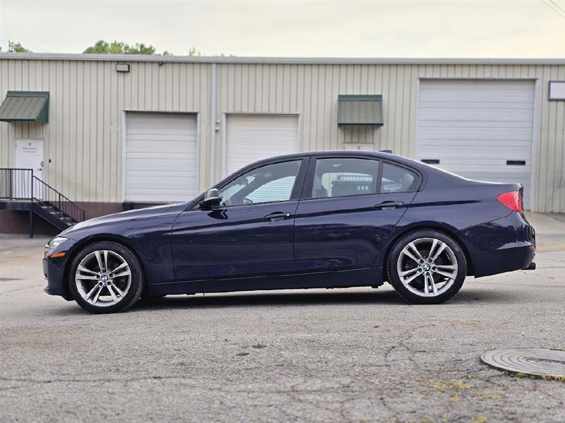 BMW 3-Series 328i Sedan 2012