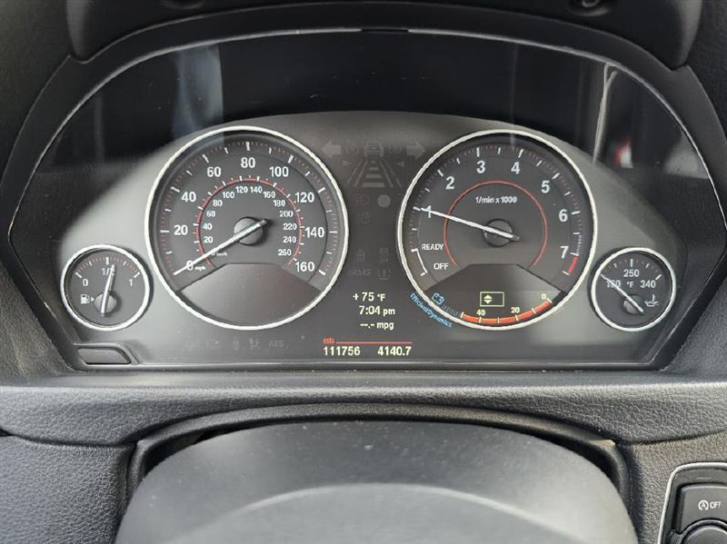 BMW 3-Series 328i Sedan 2012