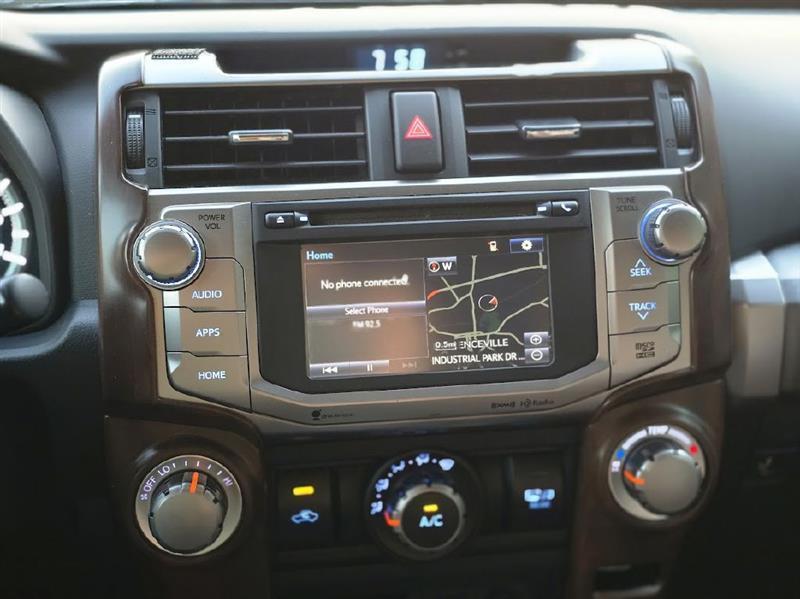 Toyota 4Runner SR5 4WD 2016