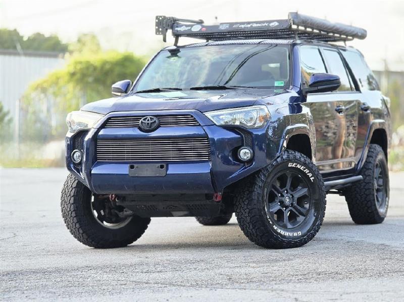 Toyota 4Runner SR5 4WD 2016