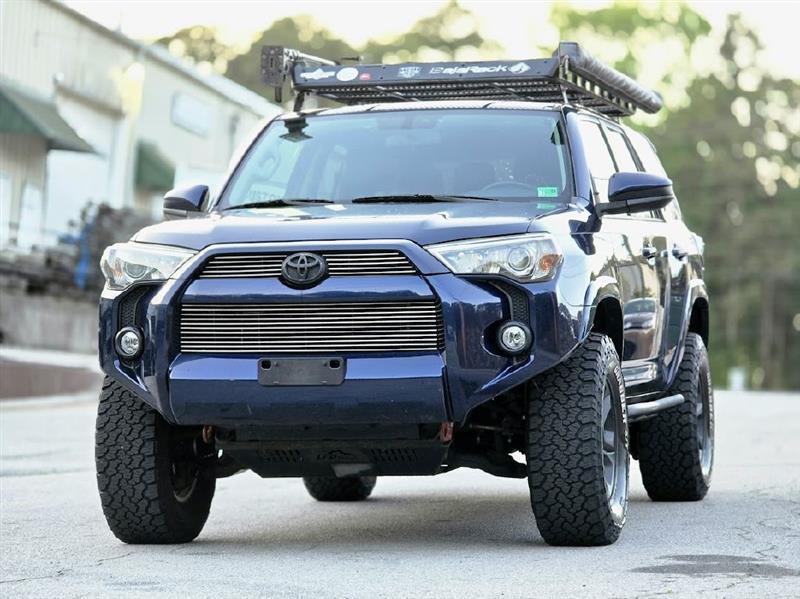 Toyota 4Runner SR5 4WD 2016