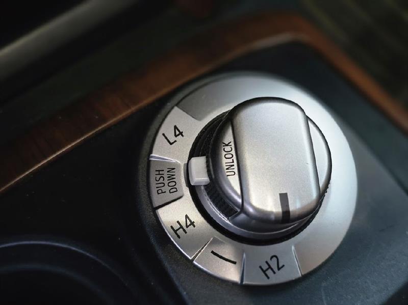 Toyota 4Runner SR5 4WD 2016