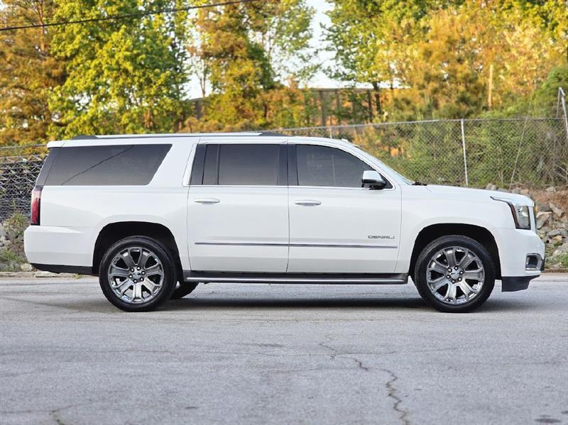 GMC Yukon XL Denali 2WD 2016